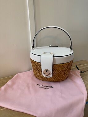 Kate Spade New York White & Brown Wicker Top-Handle Bag NWT